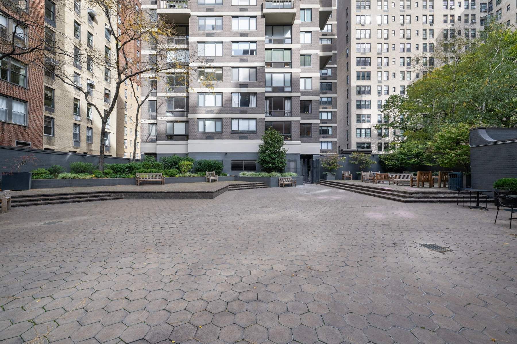 50 East 89th Street, Unit 20E Manhattan, NY 10128 - Photo 19 of 22