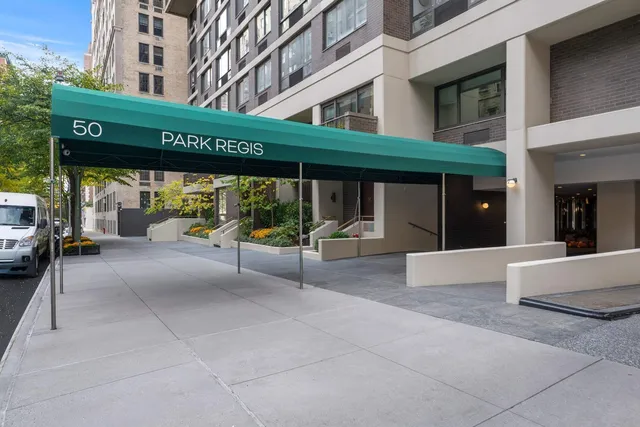 $1,595,000 | 50 East 89th Street, Unit 20E | Upper East Side