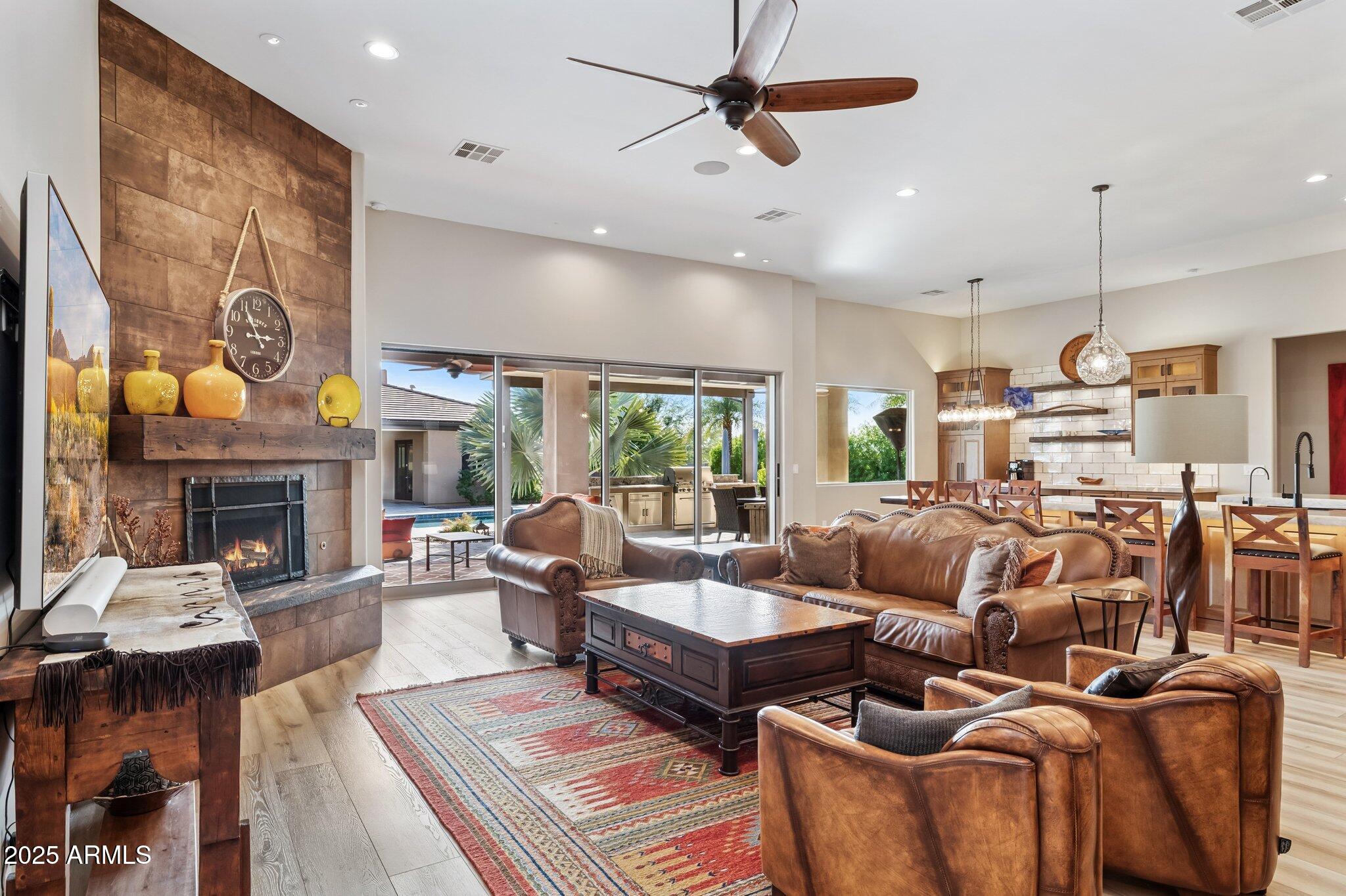 1510 East Cloud Road Phoenix, AZ 85086 - Photo 15 of 99 9-web-or-mls-1510-e-cloud-rd