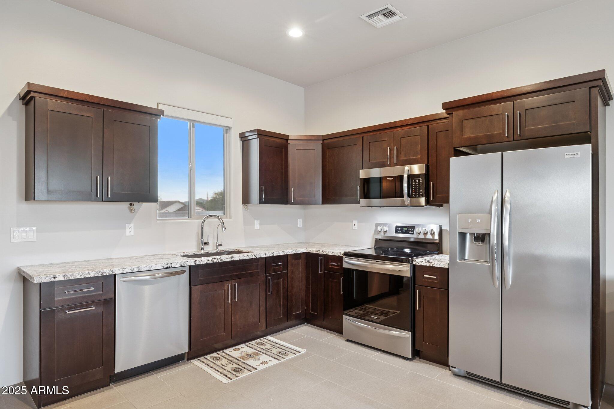 1510 East Cloud Road Phoenix, AZ 85086 - Photo 44 of 99 54-web-or-mls-1510-e-cloud-rd