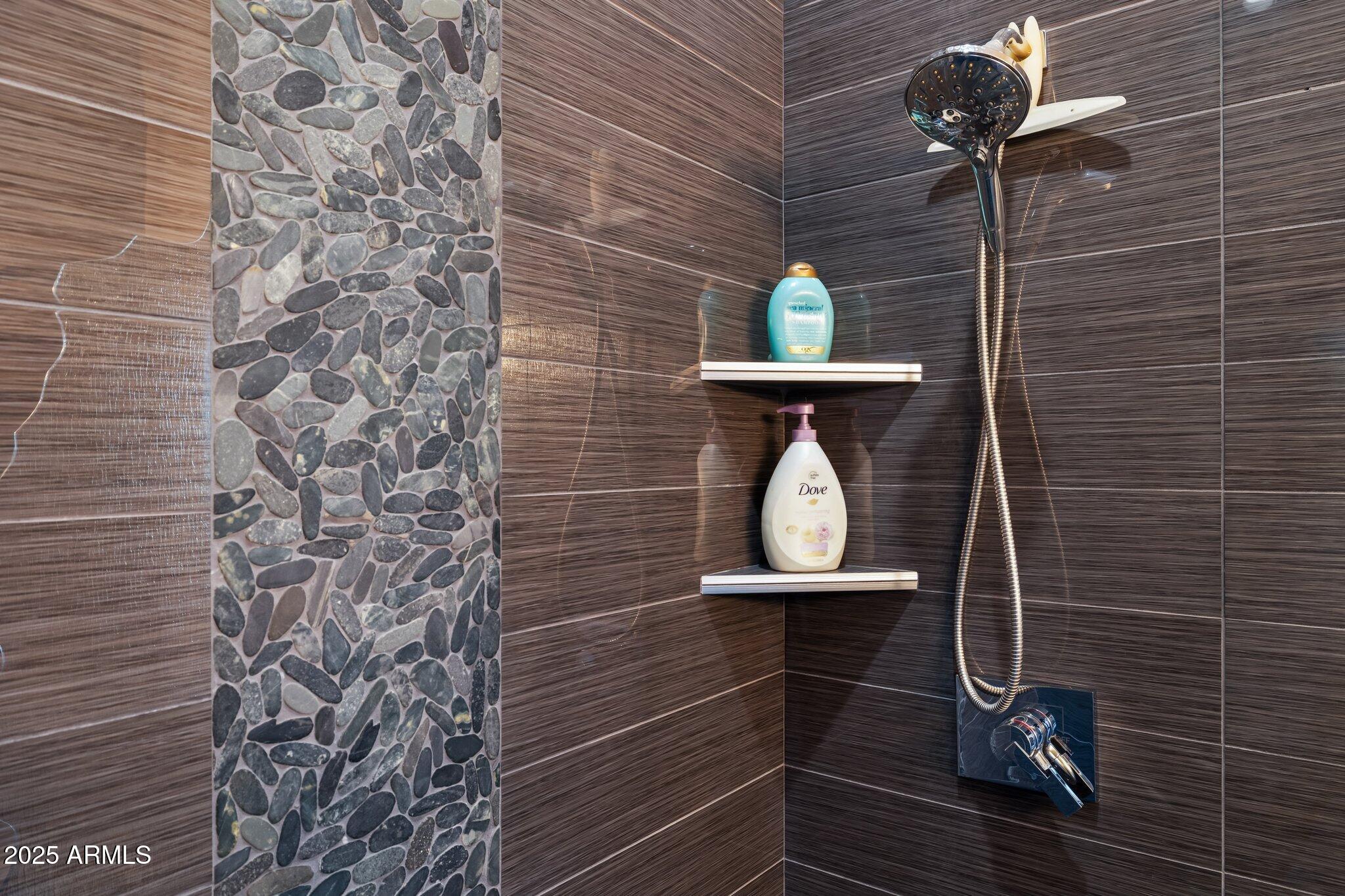 1510 East Cloud Road Phoenix, AZ 85086 - Photo 51 of 99 61-web-or-mls-1510-e-cloud-rd