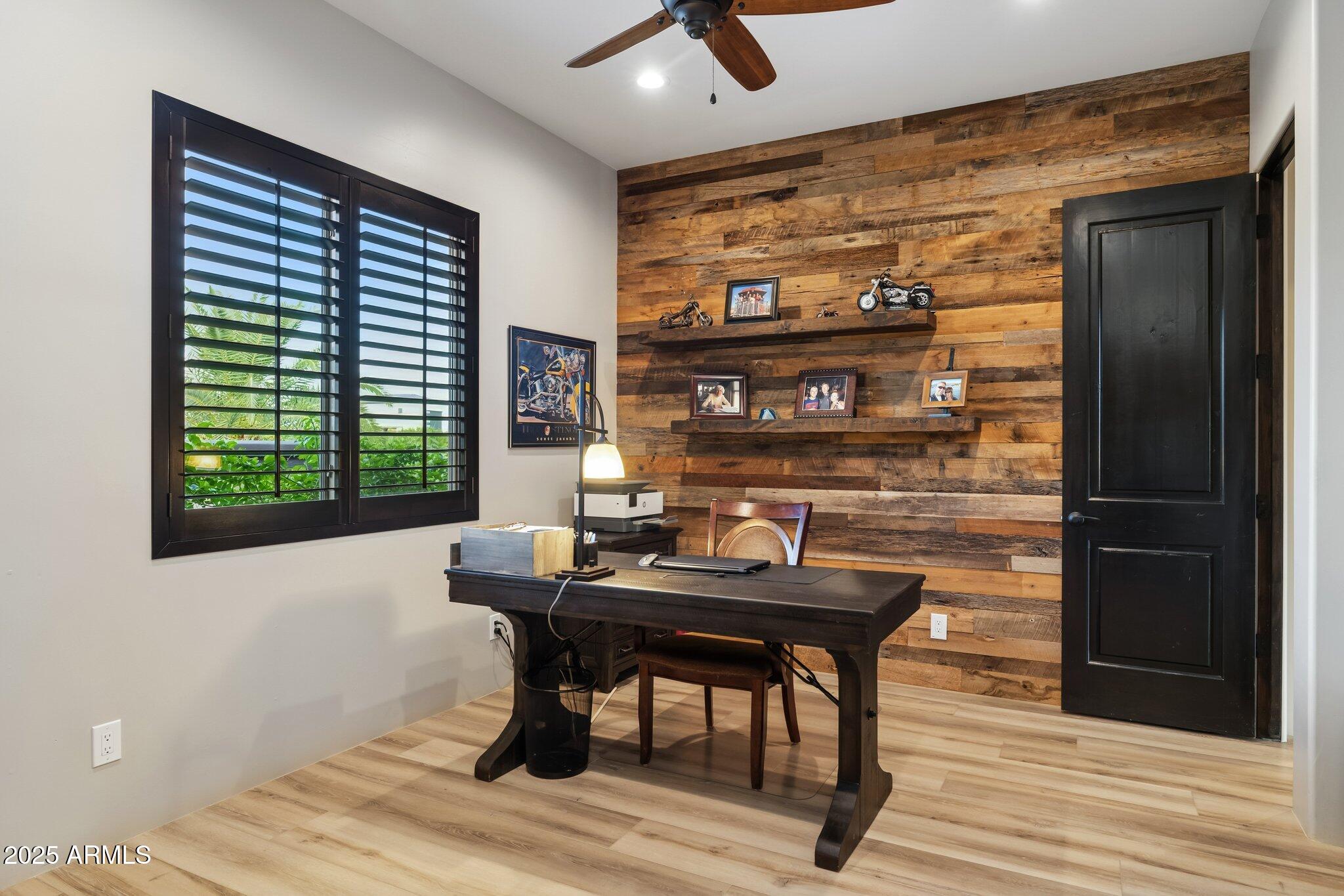 1510 East Cloud Road Phoenix, AZ 85086 - Photo 7 of 99 42-web-or-mls-1510-e-cloud-rd