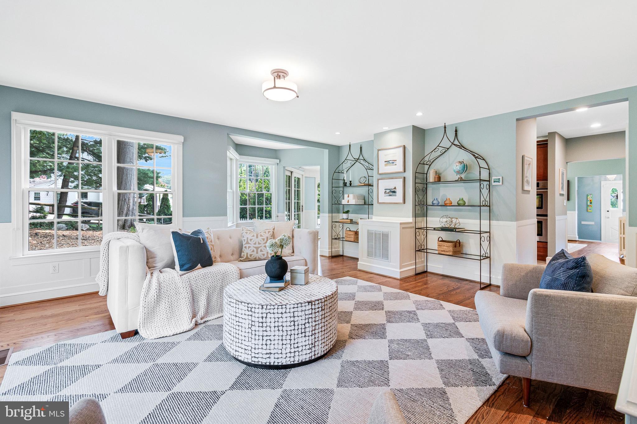 4701 River Road Bethesda, MD 20816 - Photo 20 of 61 Expansive Family Room Addition