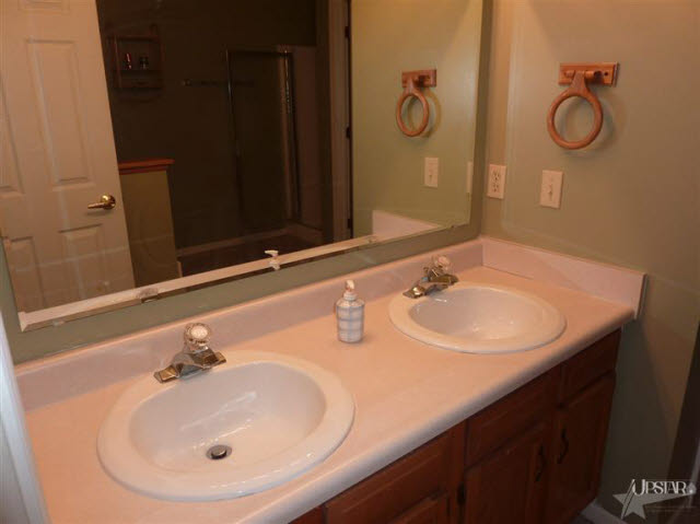 309 Spring Forest Court Fort Wayne, IN 46804 - Photo 16 of 25 Gallery Image 16