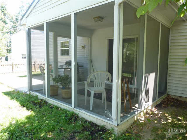 309 Spring Forest Court Fort Wayne, IN 46804 - Photo 10 of 25 Gallery Image 10