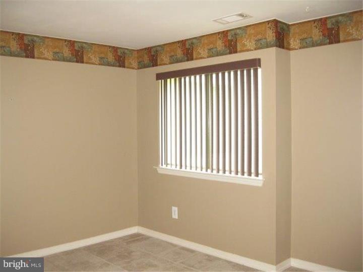 711 Meadow Road Lindenwold, NJ 08021 - Photo 3 of 11 Gallery Image 3