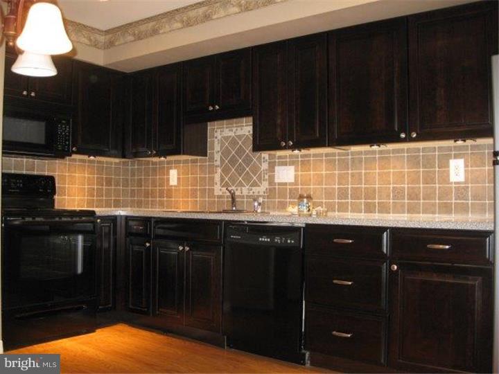 711 Meadow Road Lindenwold, NJ 08021 - Photo 9 of 11 Gallery Image 9