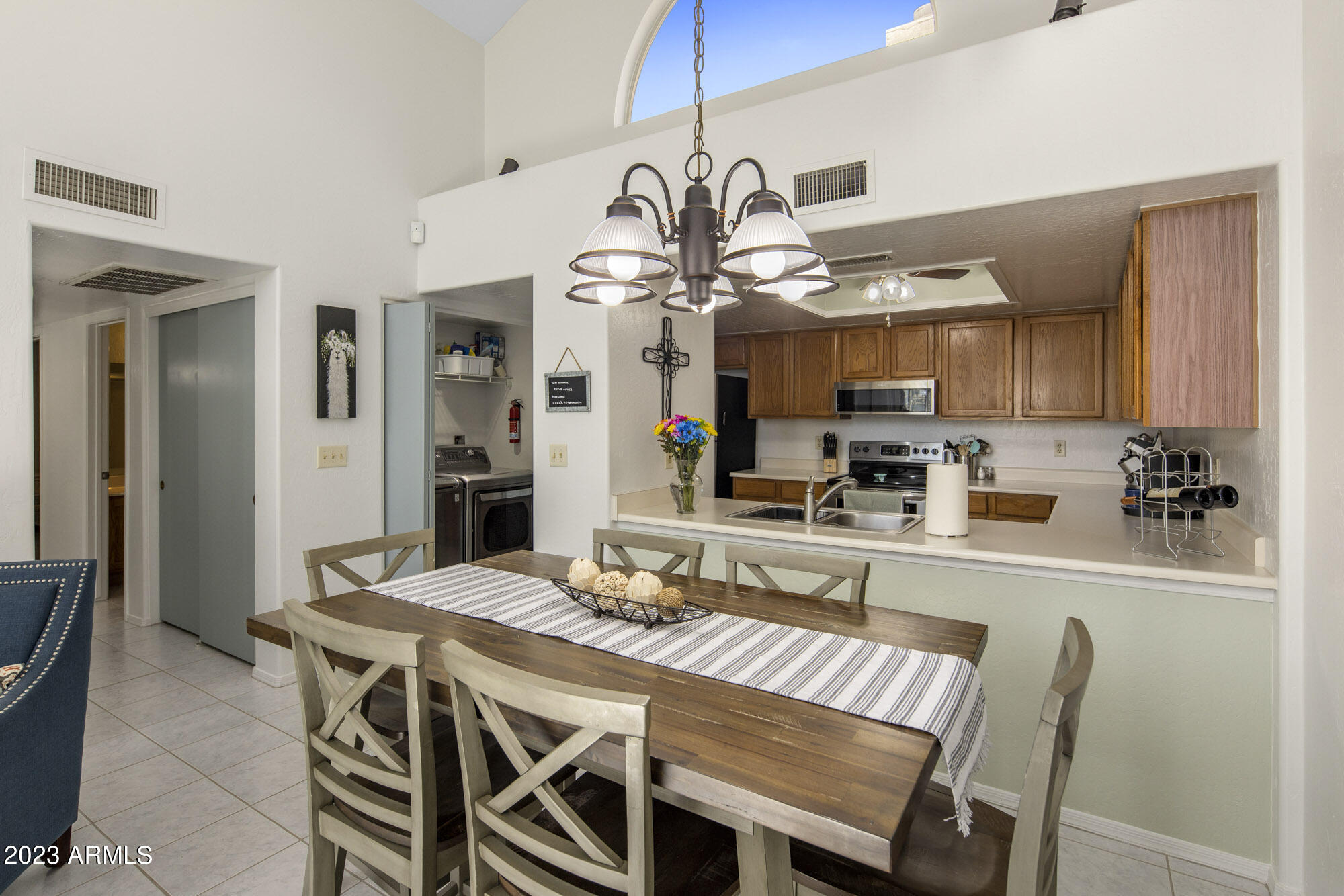 2100 West Lemon Tree Place, Unit 15 Chandler, AZ 85224 - Photo 8 of 24 Dining