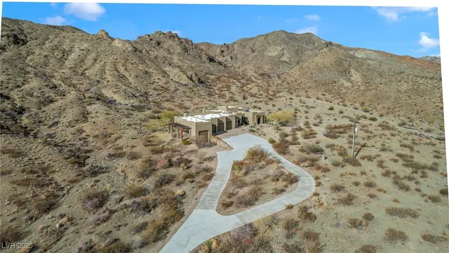 $1,395,000 | 26425 Park Street, Nelson, NV 89046