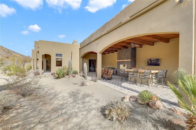 $1,395,000 | 26425 Park Street, Nelson, NV 89046