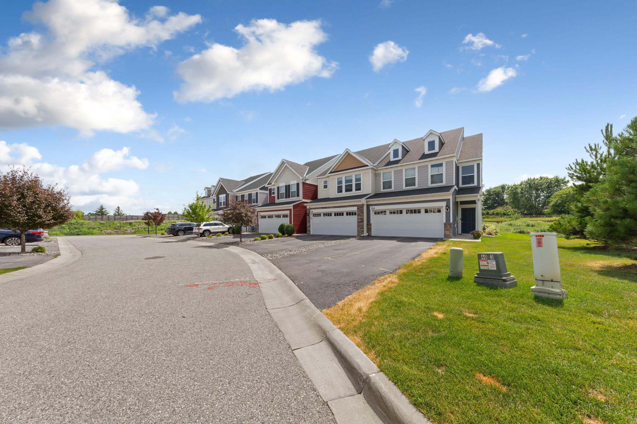 762 Stonegate Road Chanhassen, MN 55317 - Photo 26 of 43 Gallery Image 26