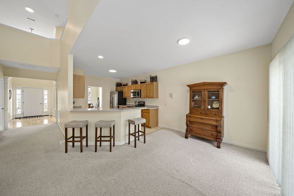 27 Brook Lane, Unit 27 Berlin, MA 01503 - Photo 8 of 20