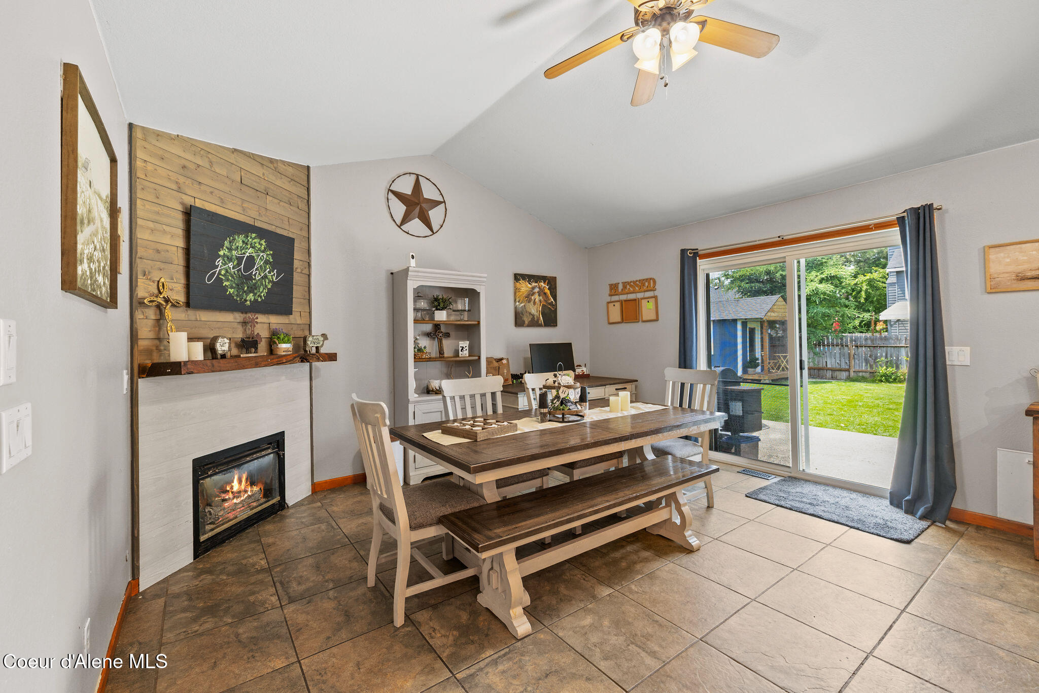 15383 Vernon Street Rathdrum, ID 83858 - Photo 8 of 40 Dining Area