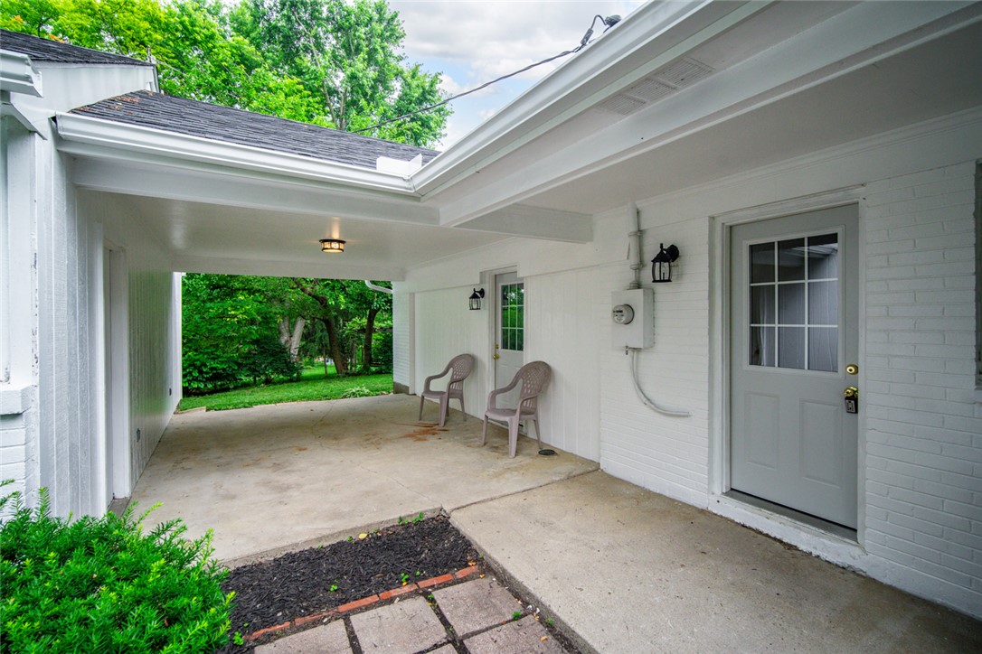 6885 Garber Road Clayton, OH 45415 - Photo 9 of 38