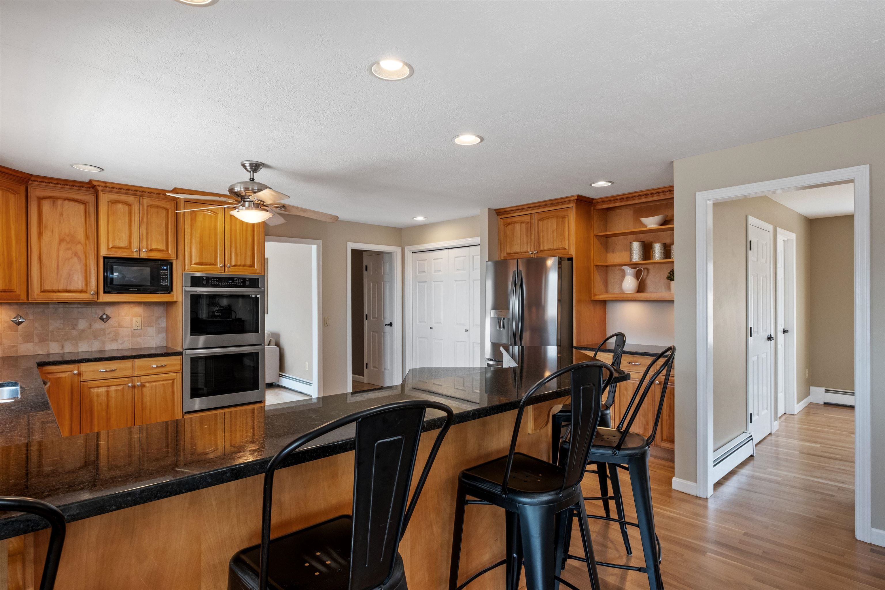 6 Longview Drive Bow, NH 03304 - Photo 23 of 52