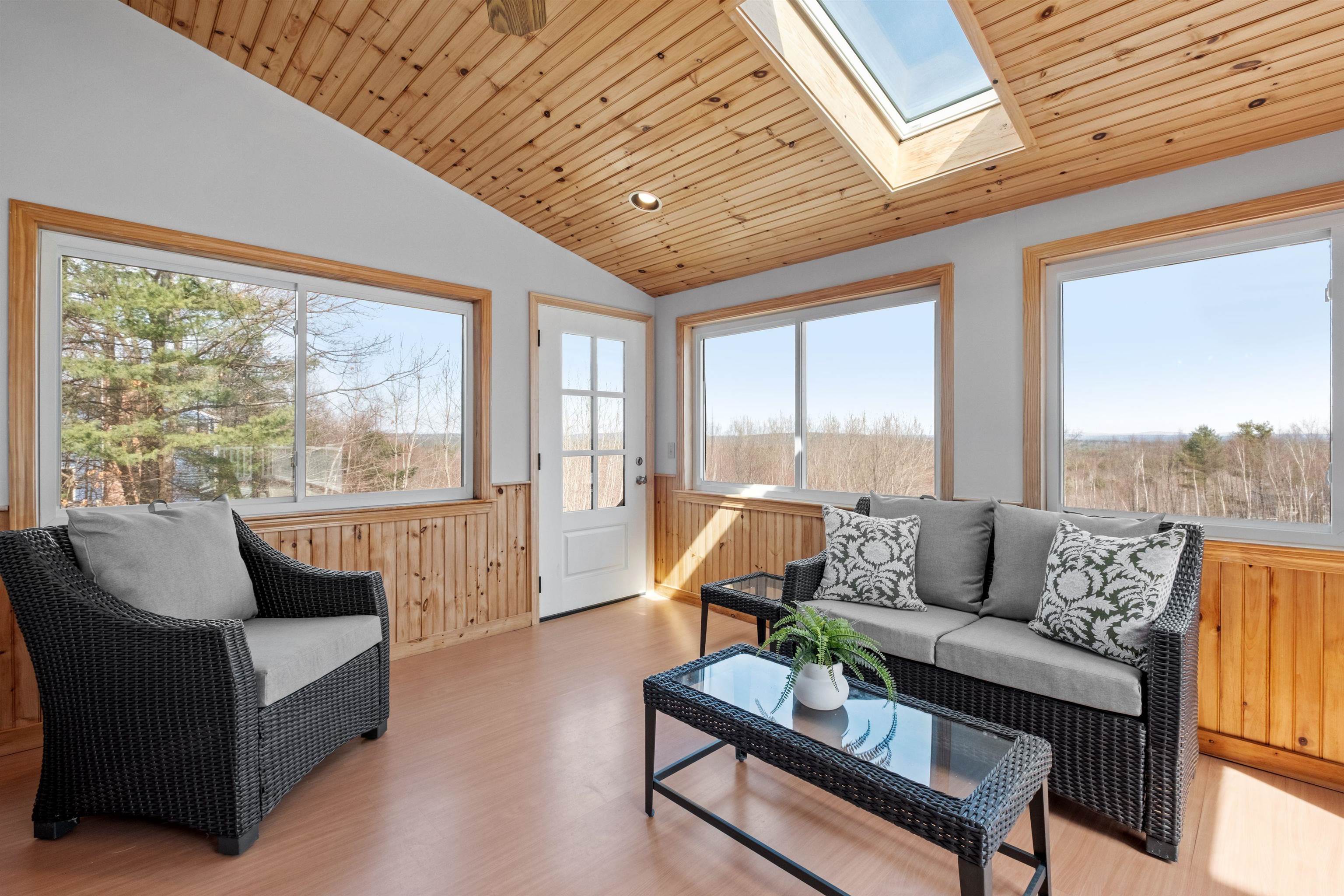 6 Longview Drive Bow, NH 03304 - Photo 27 of 52