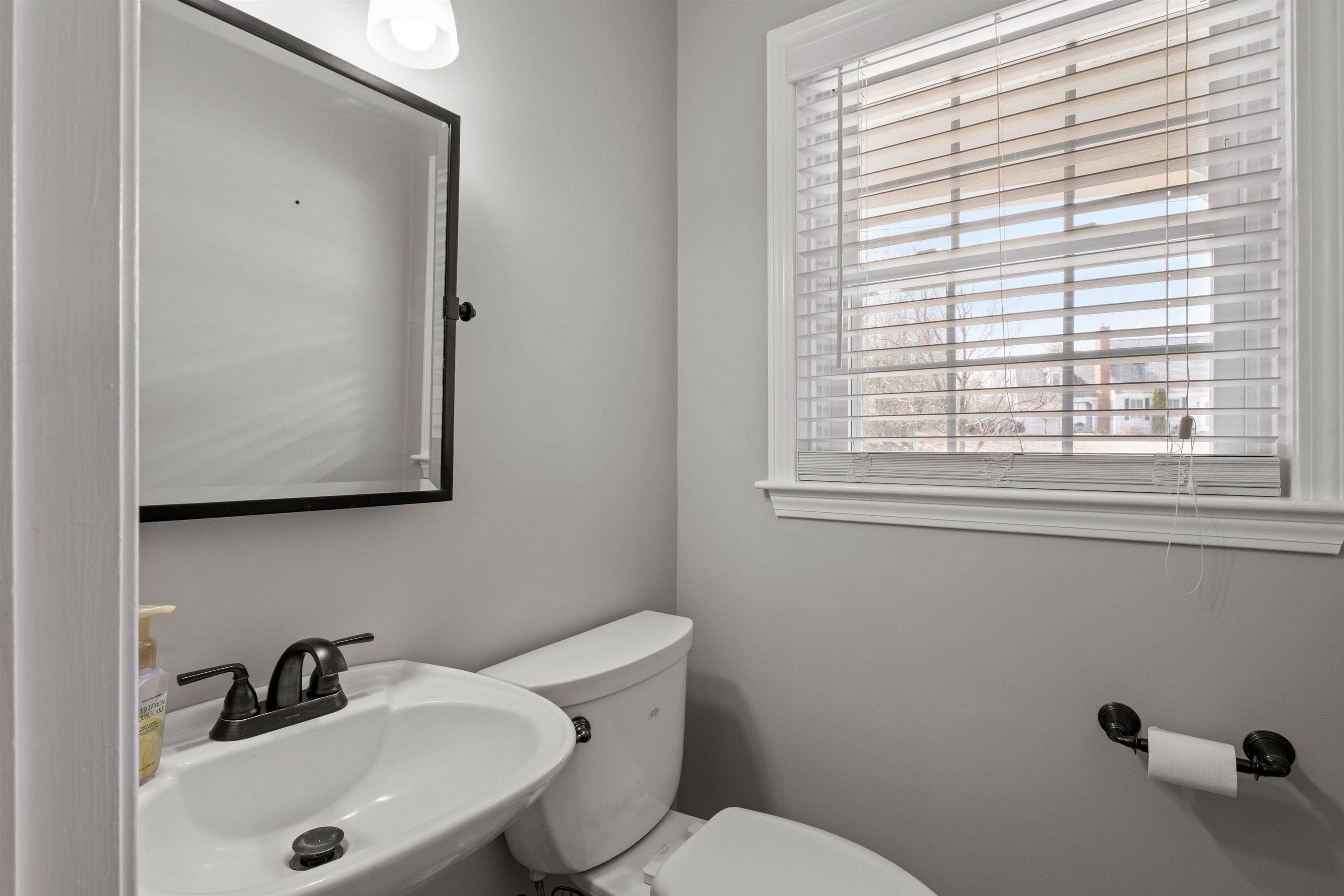 6 Longview Drive Bow, NH 03304 - Photo 31 of 52