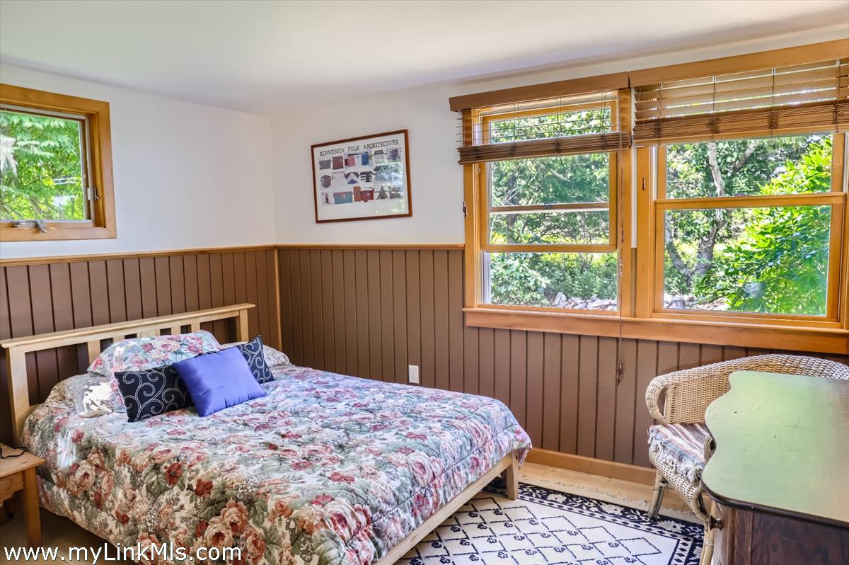 146 Quansoo Road Chilmark, MA 02535 - Photo 17 of 37