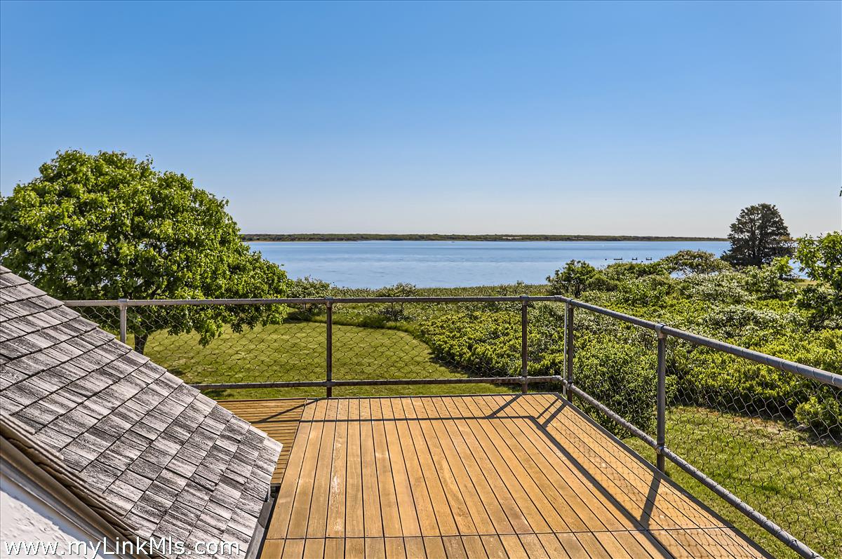 146 Quansoo Road Chilmark, MA 02535 - Photo 20 of 37