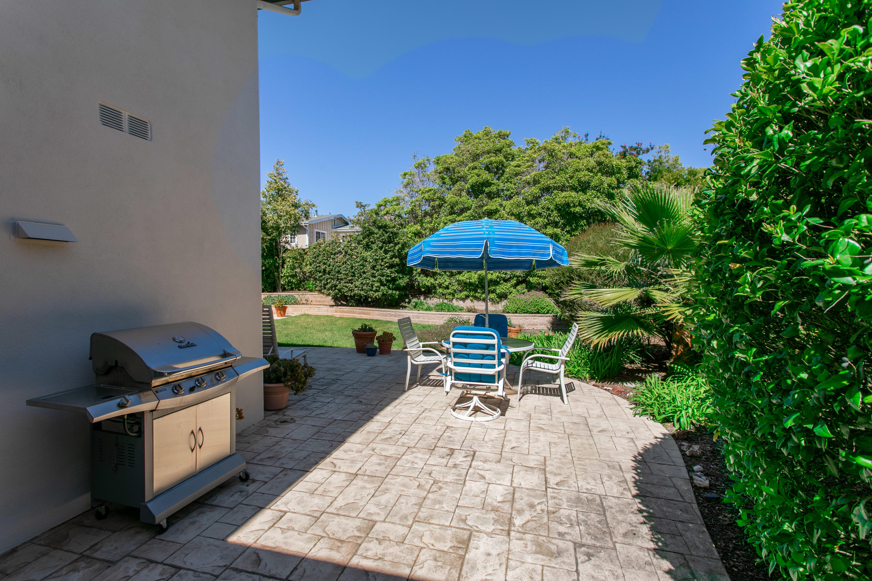664 Wakefield Road Goleta, CA 93117 - Photo 29 of 33 Patio off of Kitchen