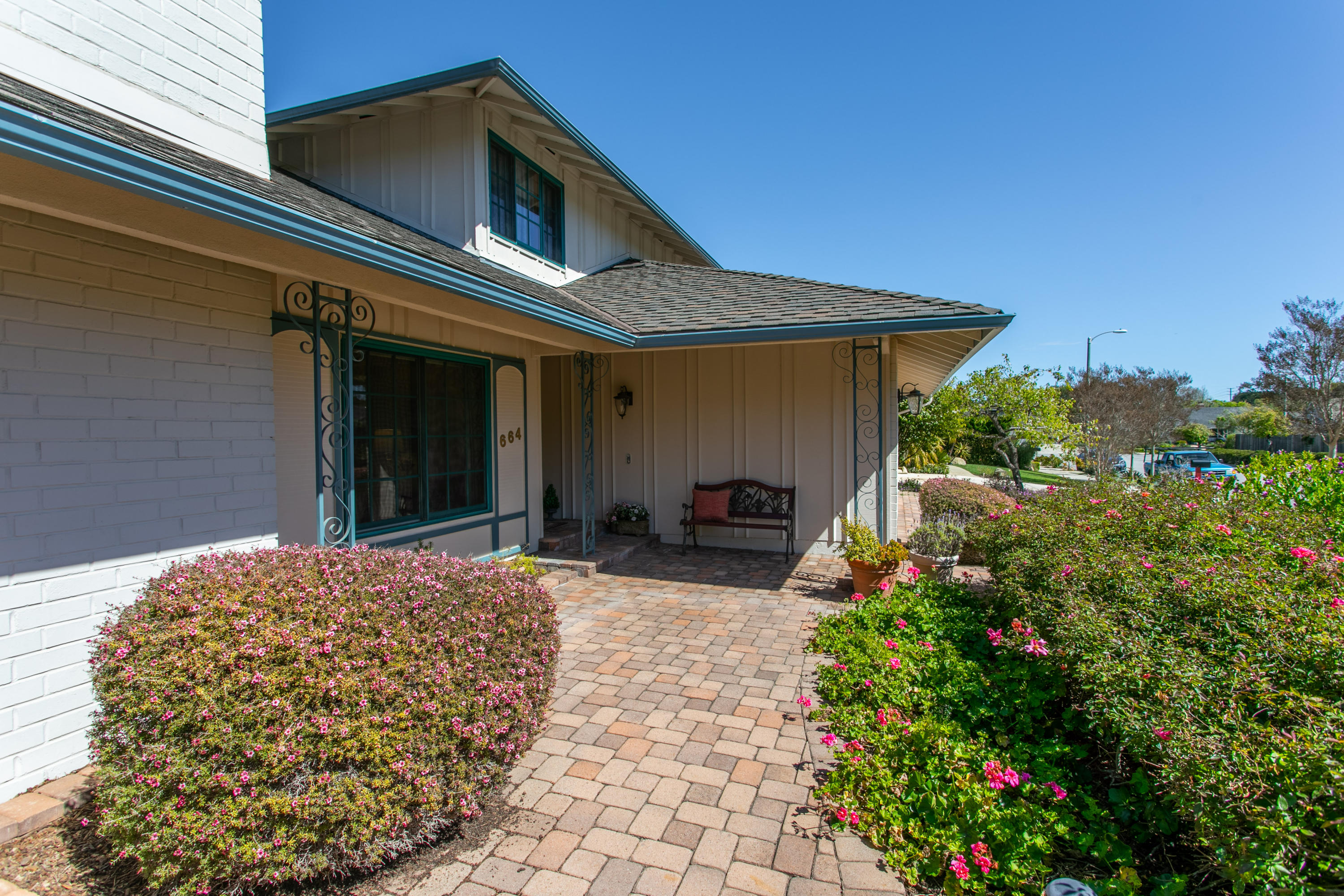 664 Wakefield Road Goleta, CA 93117 - Photo 3 of 33 Front Porch