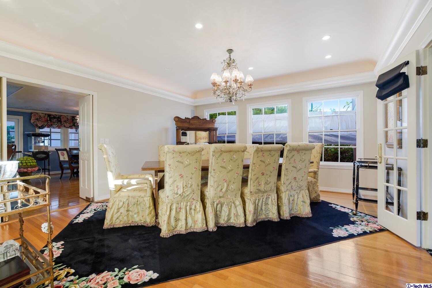 1021 Matilija Road Glendale, CA 91202 - Photo 15 of 51 Gallery Image 15