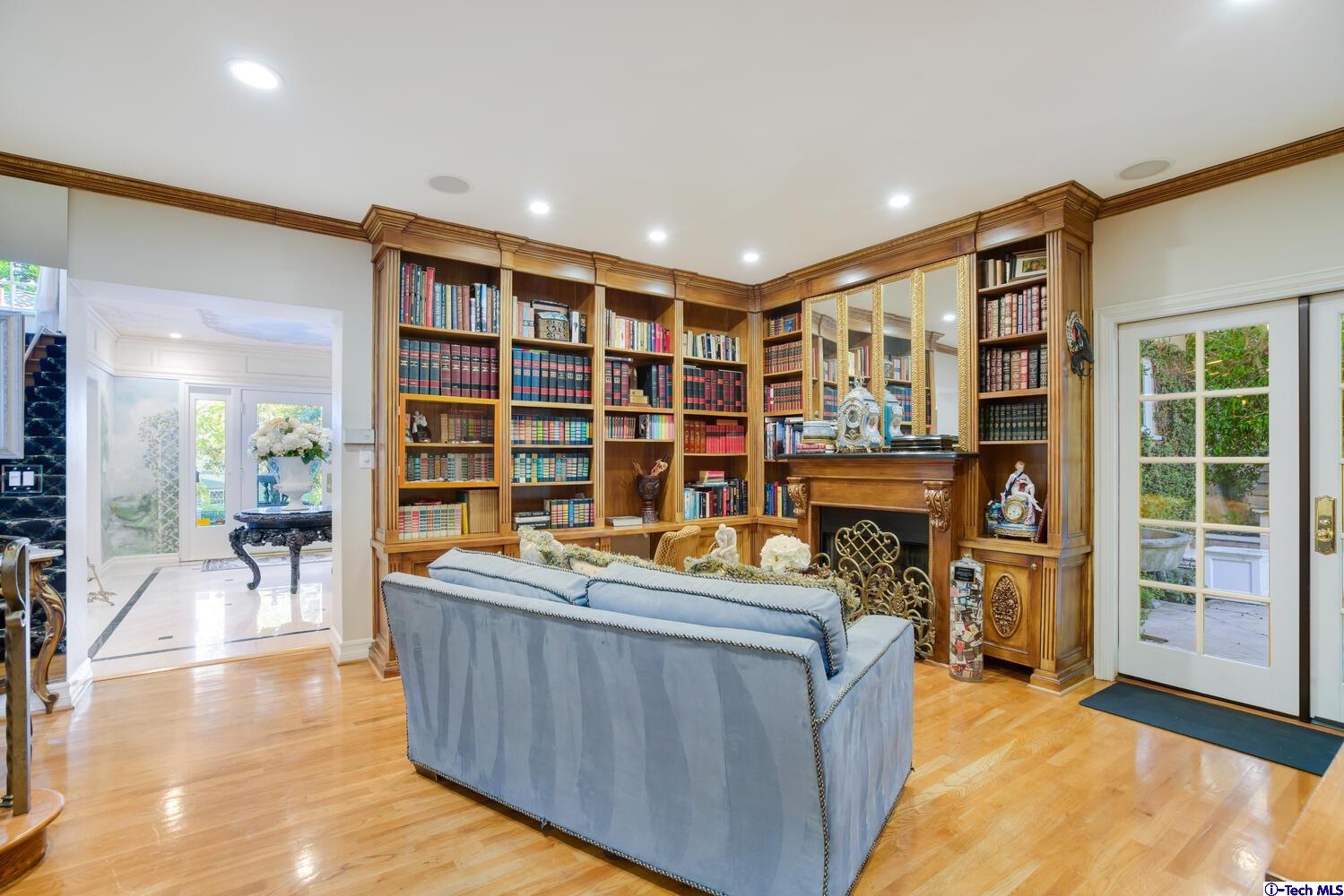 1021 Matilija Road Glendale, CA 91202 - Photo 16 of 51 Gallery Image 16