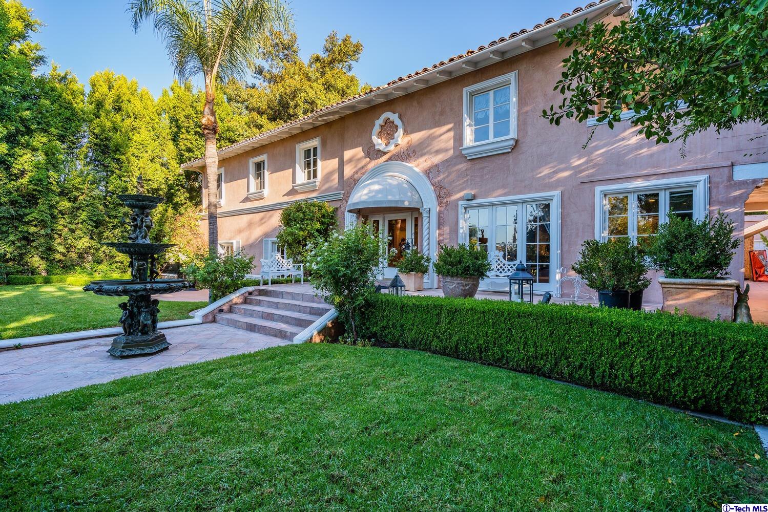1021 Matilija Road Glendale, CA 91202 - Photo 7 of 51 Gallery Image 7