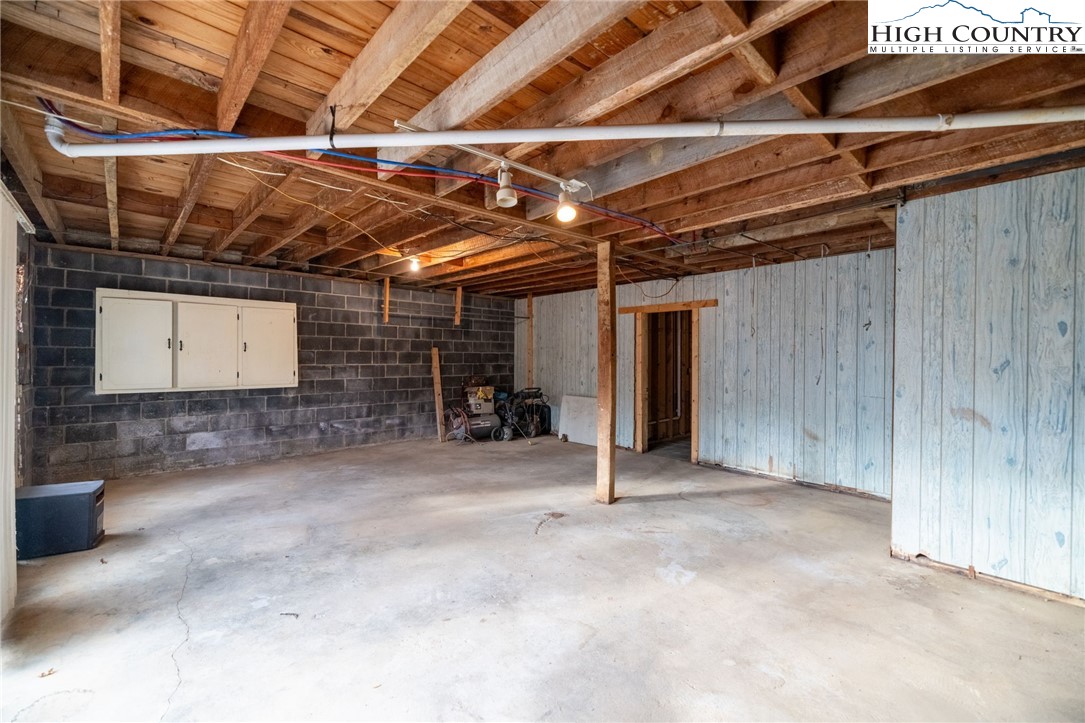 159 Airport Road Jefferson, NC 28640 - Photo 38 of 46 Gallery Image 38