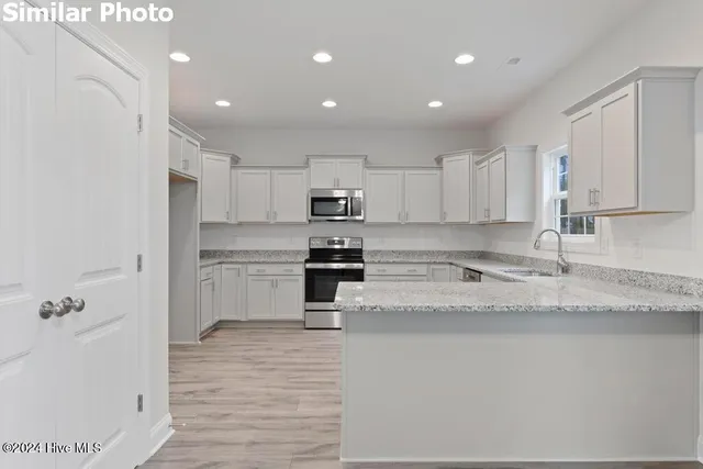 $390,000 | 714 Ellabond Street, Sneads Ferry, NC 28460