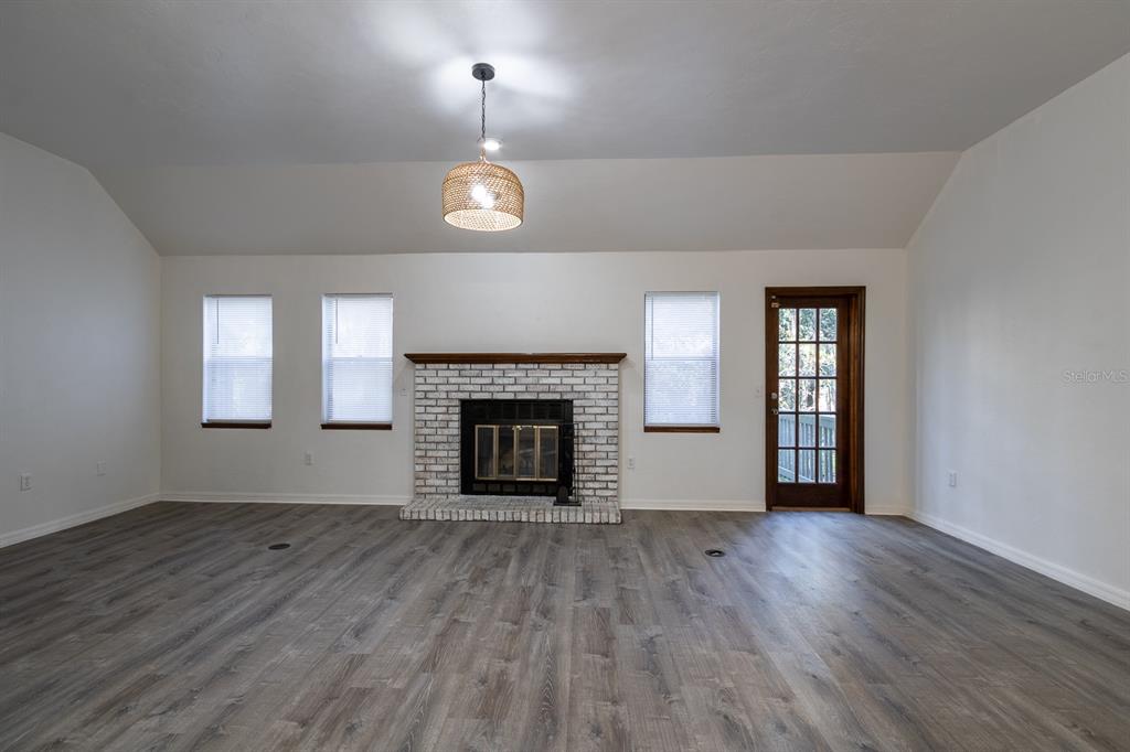 5205 Southwest 86 Terrace Gainesville, FL 32608 - Photo 4 of 26