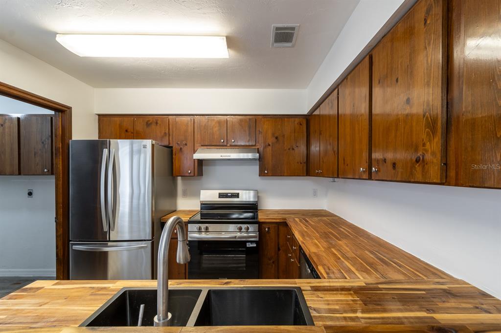 5205 Southwest 86 Terrace Gainesville, FL 32608 - Photo 8 of 26