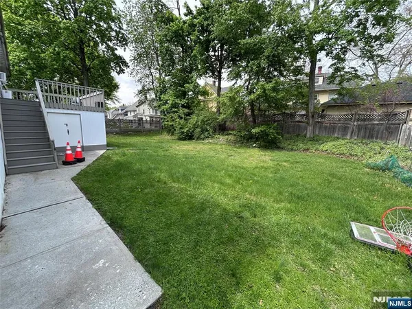 $2,100 | 118 Doremus Avenue, Unit C, Ridgewood, NJ 07450