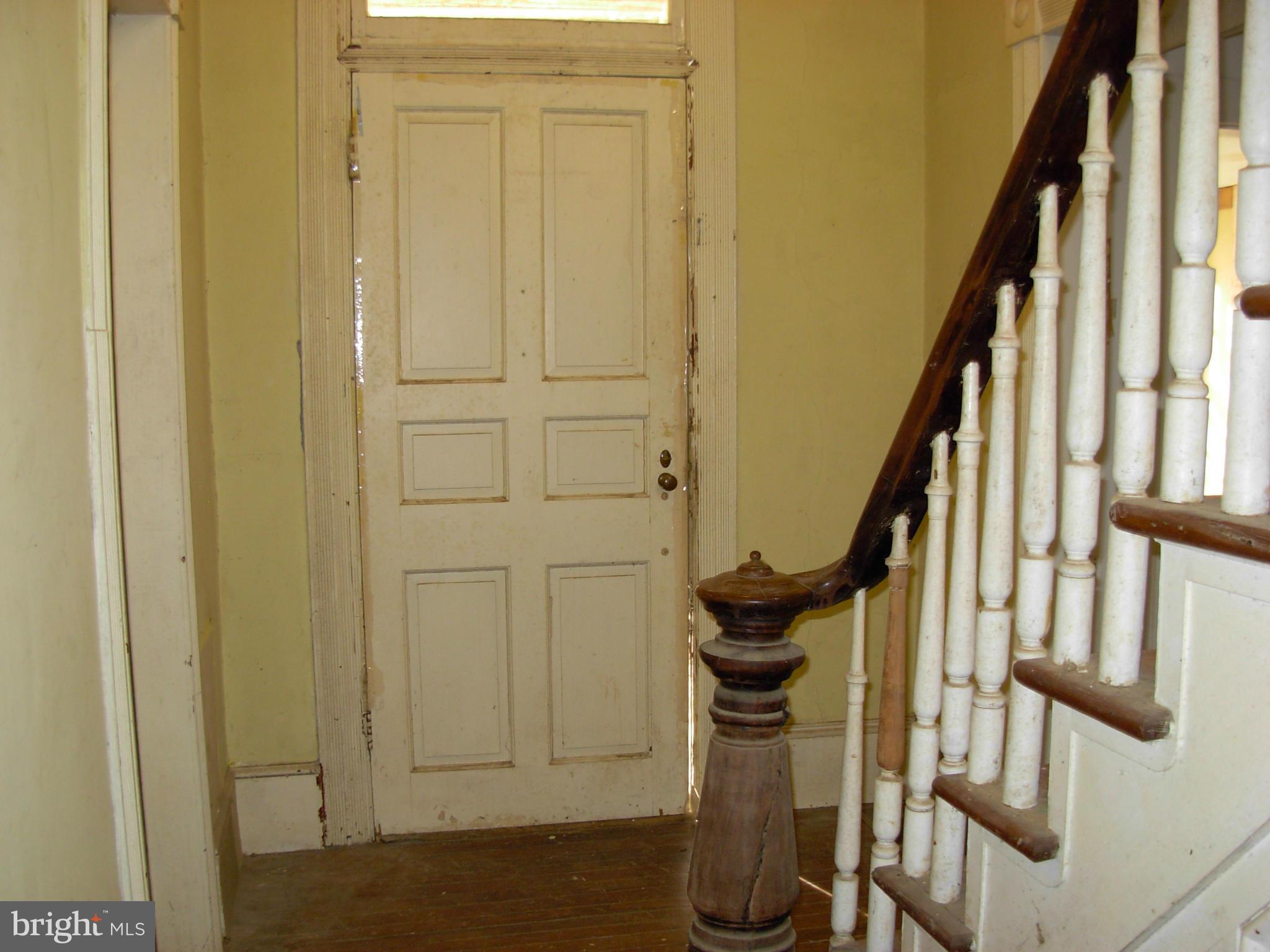 17314 Hamilton Station Road Hamilton, VA 20158 - Photo 11 of 22 Interior (General)