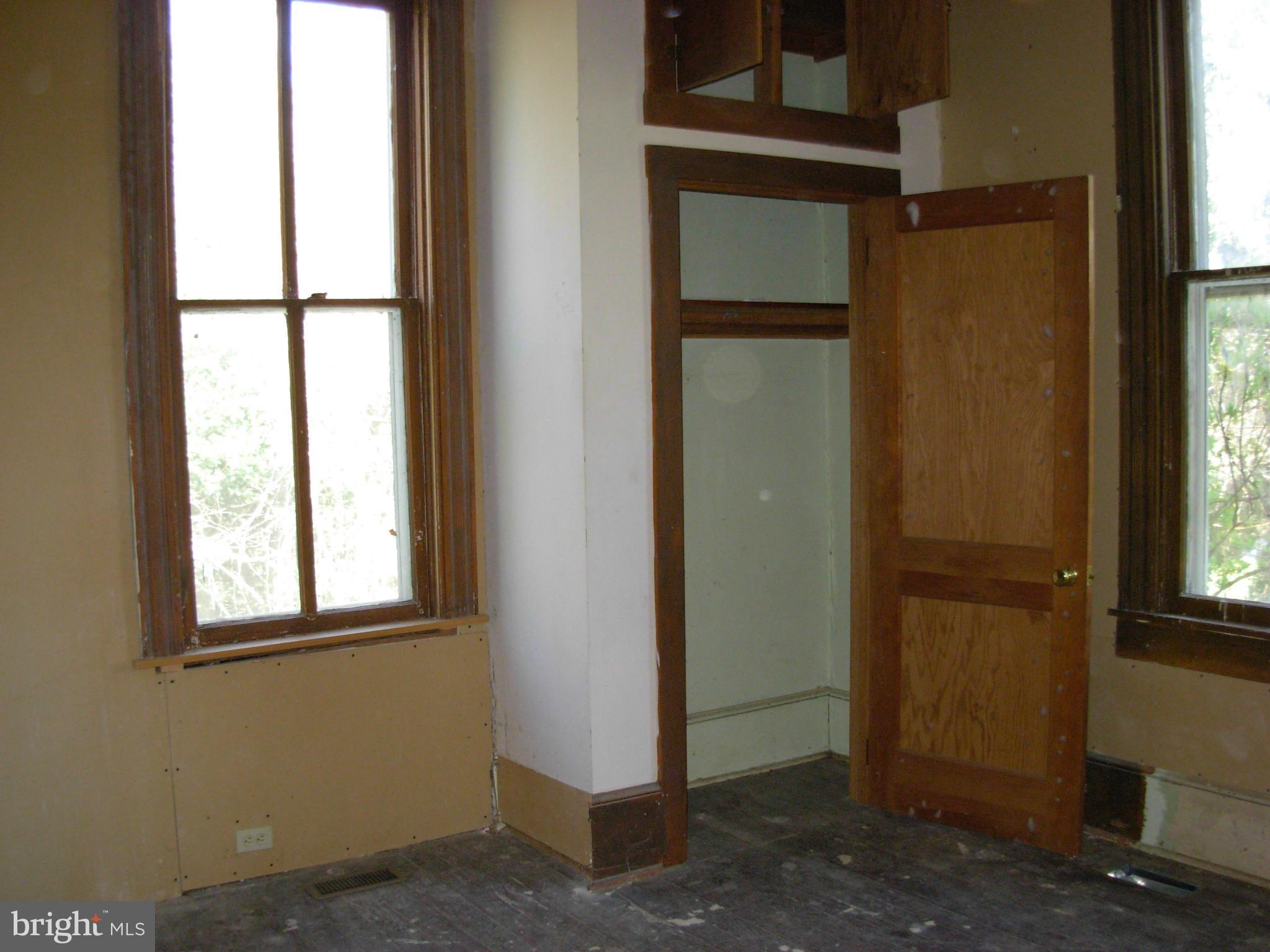 17314 Hamilton Station Road Hamilton, VA 20158 - Photo 14 of 22 Bedroom