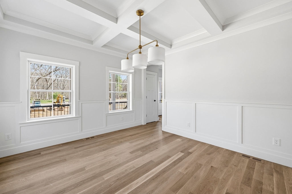 106 Spofford Road Boxford, MA 01921 - Photo 9 of 42
