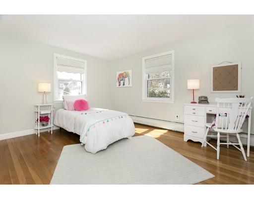 27 Marion Road Wakefield, MA 01880 - Photo 17 of 27 Gallery Image 17