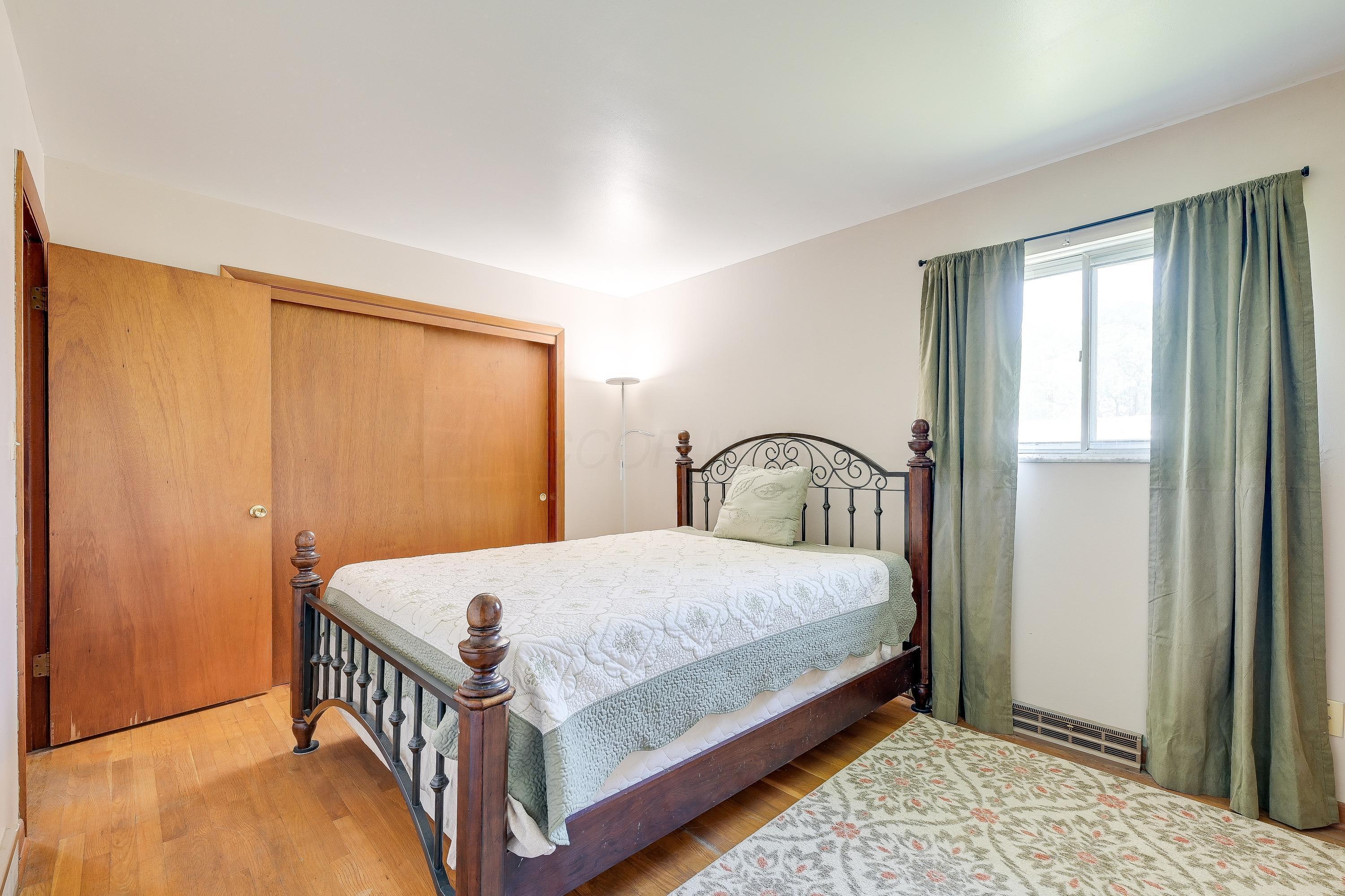 4455 Charlotte Road Obetz, OH 43207 - Photo 21 of 34 022-022-Bedroom 2-3000x2000