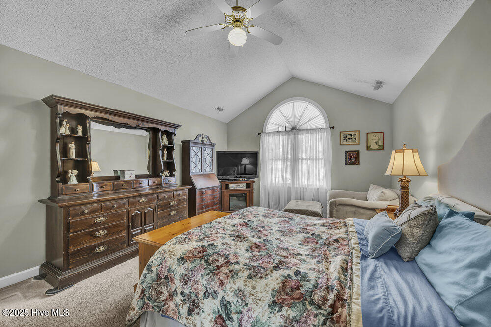 3017 Wickford Road Wilmington, NC 28409 - Photo 17 of 33 Primary Bedroom