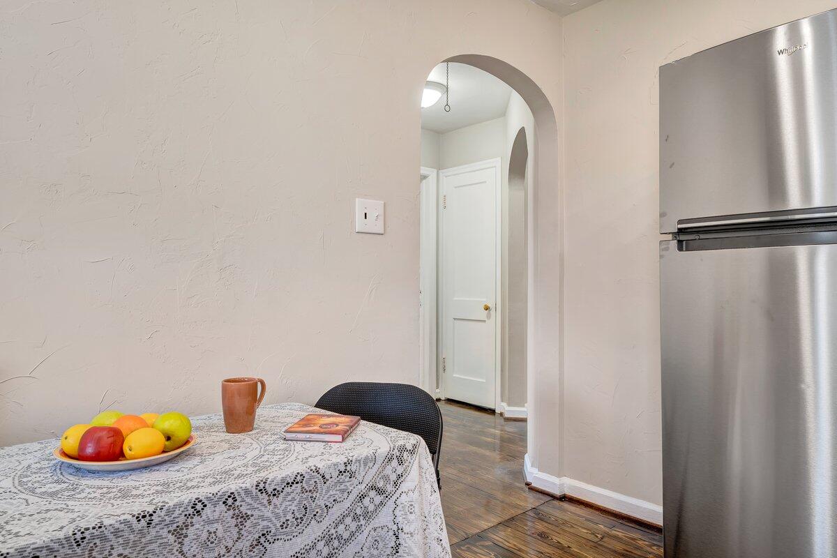 1810 Fareham Road Southwest Roanoke, VA 24015 - Photo 5 of 23 MIB04470