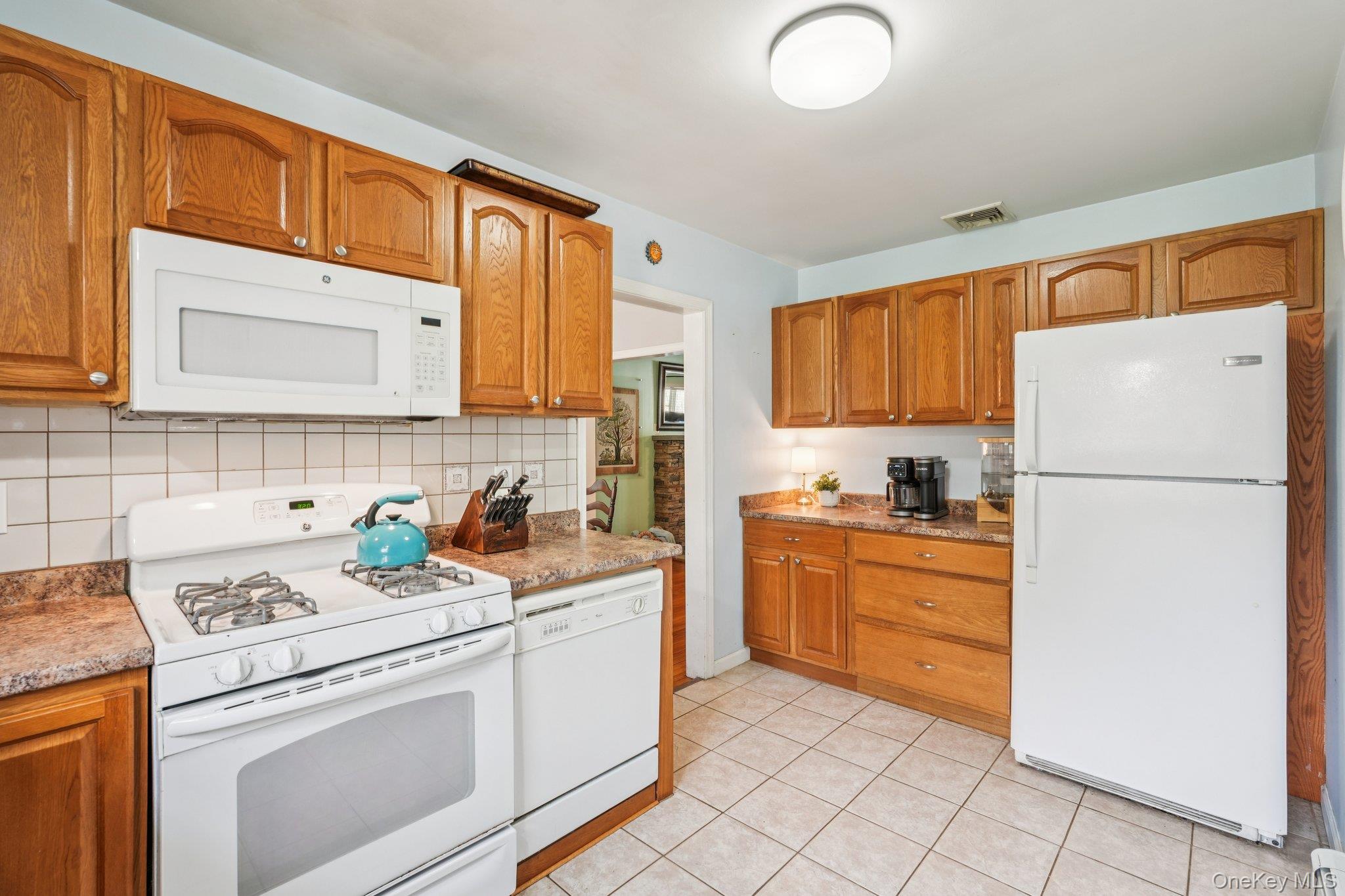 40 Widmer Road Wappingers Falls, NY 12590 - Photo 16 of 44