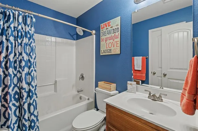 $349,990 | 1510 White Willow Lane, Arlington, TX 76002