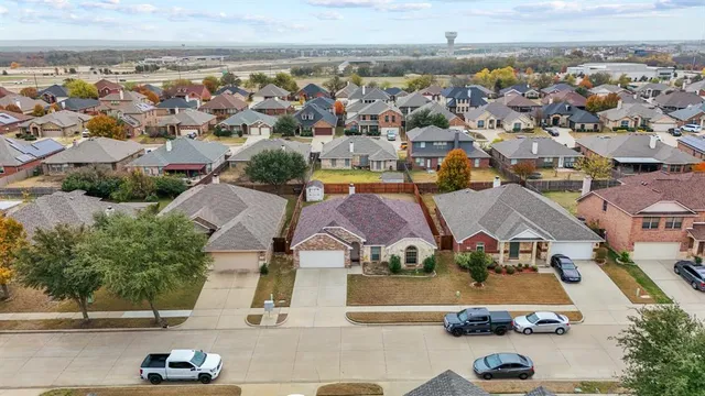 $349,990 | 1510 White Willow Lane, Arlington, TX 76002