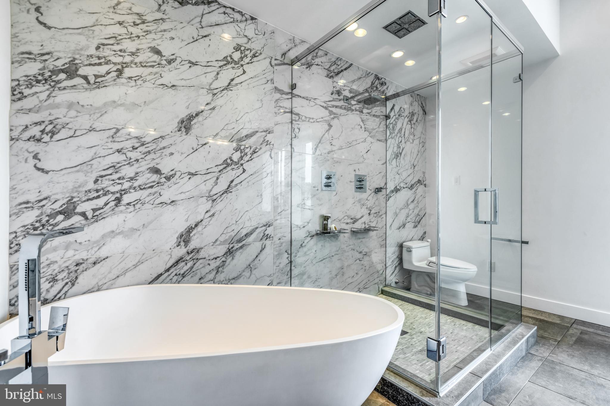 115 Cuthbert Street, Unit E Philadelphia, PA 19106 - Photo 22 of 40