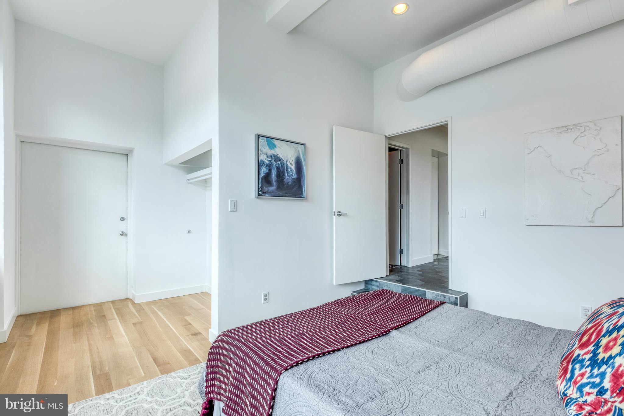 115 Cuthbert Street, Unit E Philadelphia, PA 19106 - Photo 29 of 40