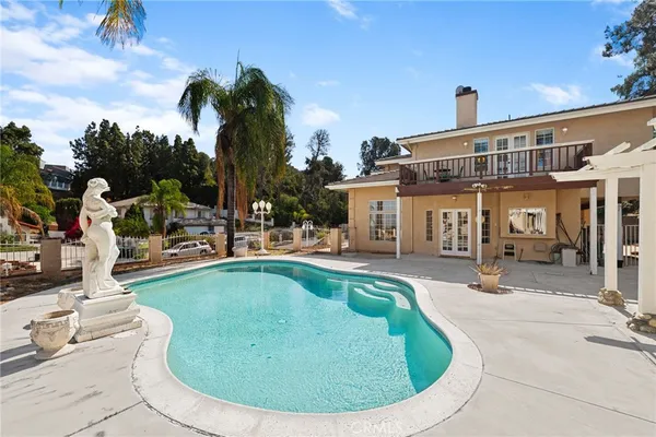 $715,000 | 1677 North Laurelwood Avenue, Colton, CA 92324