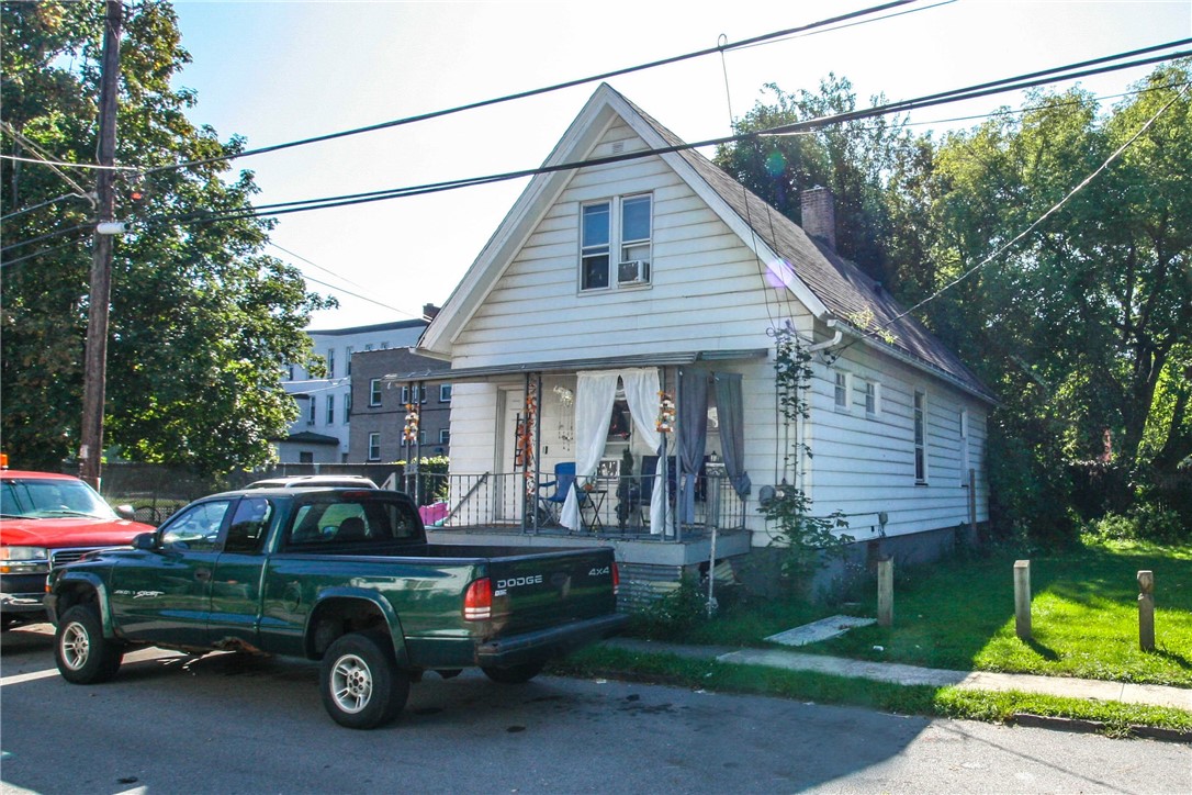 21 Clarkson Street Rochester, NY 14613 - Photo 1 of 1
