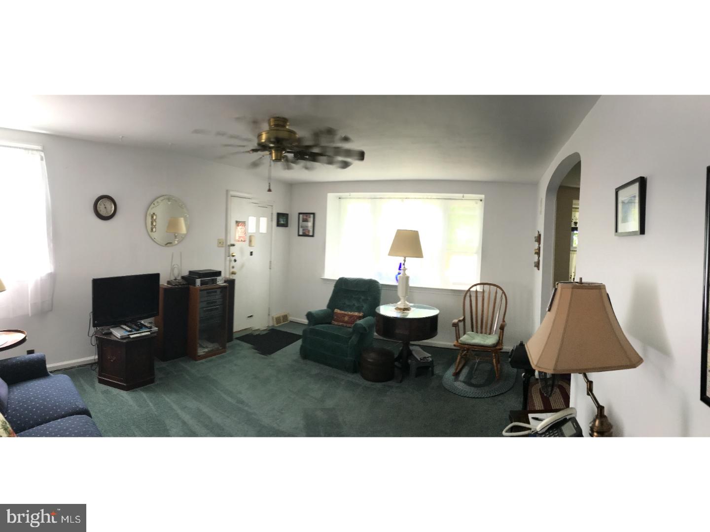 2839 Rhawn Street Philadelphia, PA 19152 - Photo 5 of 25 Living Room