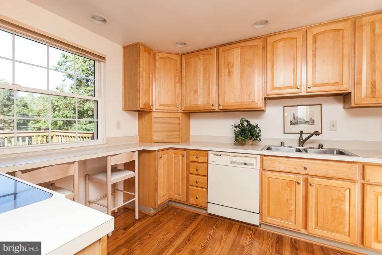 4538 Ambermill Road Baltimore, MD 21236 - Photo 18 of 30 Kitchen