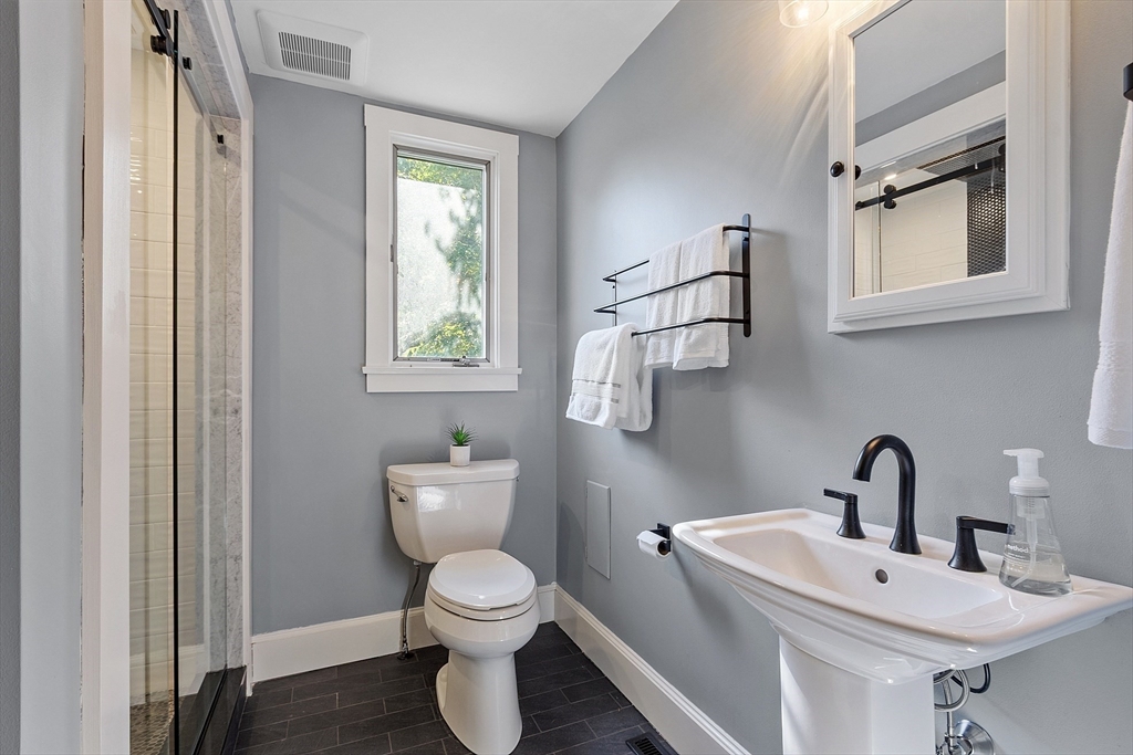 602 Main Street Concord, MA 01742 - Photo 38 of 42